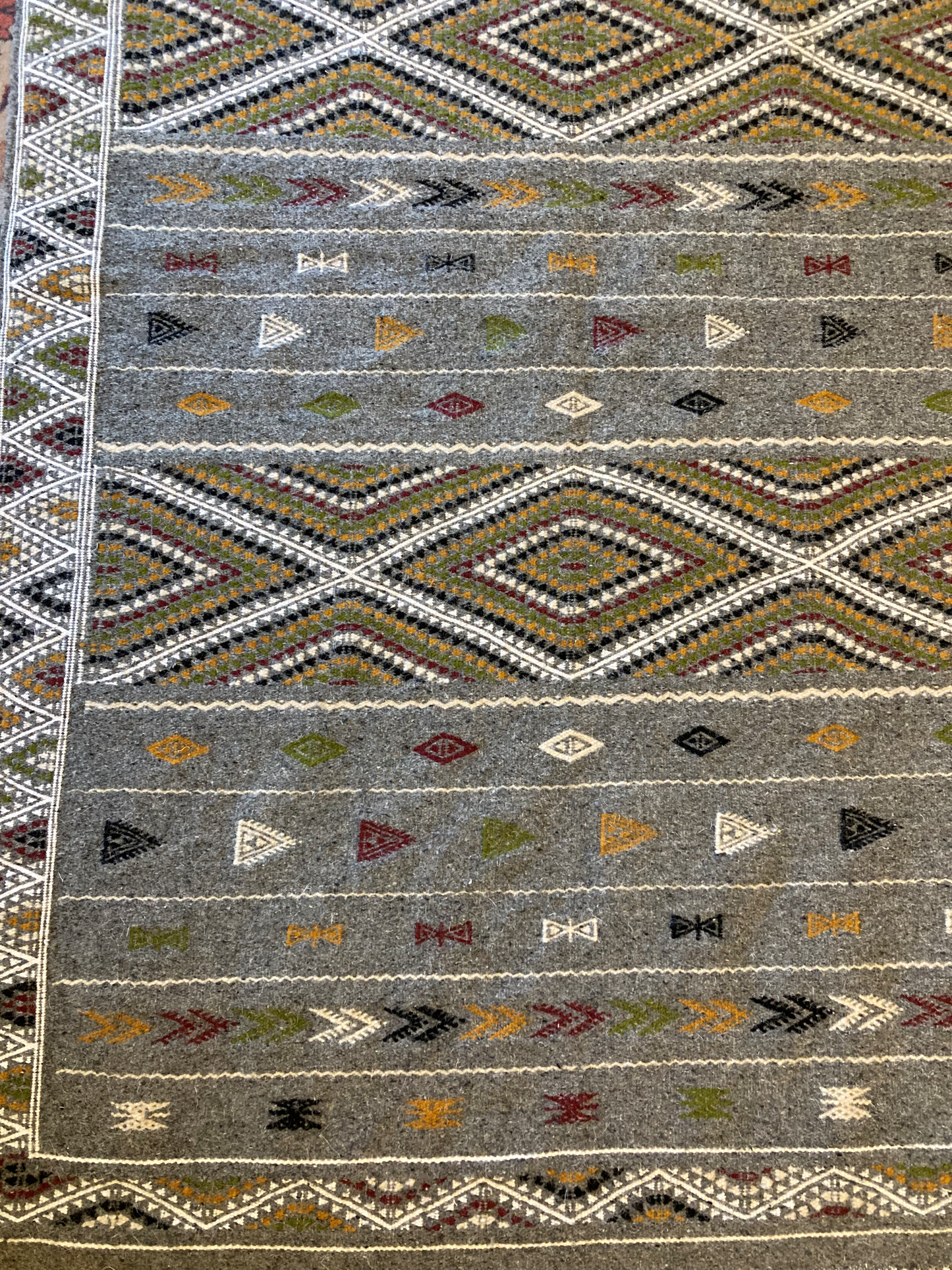 Toujani Rug 4/2024 - New - 81" x 40"